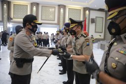 Kapolda Jatim lantik tujuh pejabat utama dan kapolres jajaran