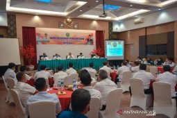 Wali Kota Padangsidimpuan tegaskan toko modern tidak kantongi izin harus tutup