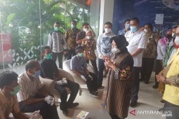 Antar lima PMKS kerja di Bekasi, Mensos: Ini kewajiban kita sebagai manusia