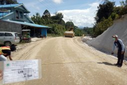 Jalan menuju Bunut Hilir Kapuas Hulu dibangun dengan dana Rp23 miliar