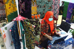 Semakin luas, promosi batik lewat jualan online