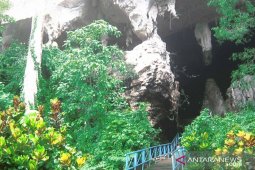 Mahasiswa Fisip ULM teliti Goa Batu Hapu, Kabupaten Tapin