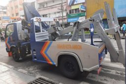 DishubKota  Ambon jaring 244 kendaraan jadikan badan jalan ruang parkir