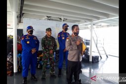 Korpolairud kembali temukan serpihan pesawat dan organ manusia