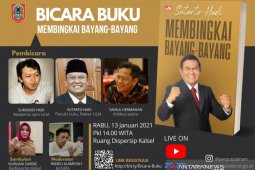 Dispersip bicara buku "Membingkai Bayang-Bayang" karya Rektor ULM Sutarto Hadi
