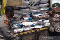 Polisi tangkap dua penyelundup pupuk subsidi di Indramayu