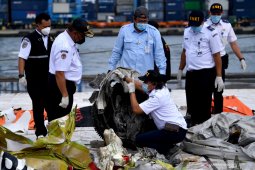 KNKT berhasil unduh data kotak hitam FDR Sriwijaya SJ-182