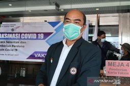 Vaksinasi upaya atasi pandemi COVID-19