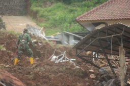 Antisipasi zona rawan longsor susulan di Sumedang