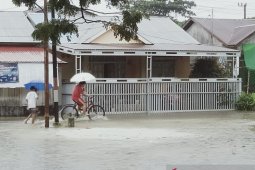Banjarmasin diguyur hujan tiada henti hingga banjir di mana-mana