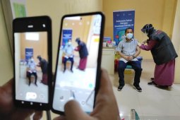 Penerima vaksin lengkap capai 11,963 juta masyarakat Indonesia