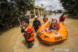 Banjir di HST  sebabkan listrik padam, PDAM macet dan  jaringan internet down