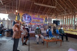 Bupati Gorut: penyaluran bantuan bahan pokok bantu warga masa pandemi