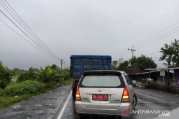 Kecepatan mobil satu kilometer/jam karena banjir