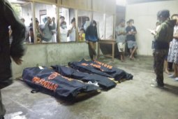 Pemkot Manado bantu para korban tanah longsor