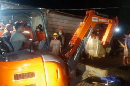 Satu korban longsor di Malalayang Manado belum ditemukan