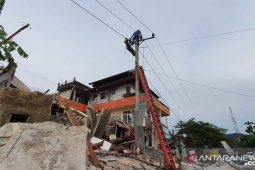 Setelah normalisasi jaringan, PLN kerahkan ambulans untuk korban gempa Sulbar