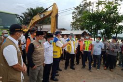 Menteri PUPR tinjau jembatan putus di Mataraman Kalsel