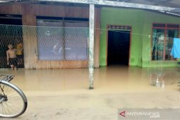 Amuntai mulai terendam banjir