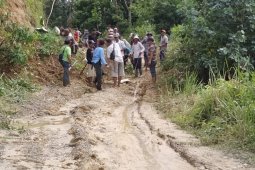 Longsor terjadi  di kawasan Sei Lepan Langkat