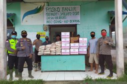 Pemkab Bengkayang salurkan bantuan untuk delapan kecamatan terkena banjir