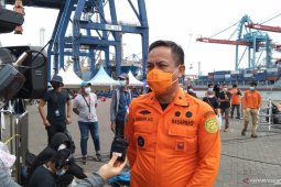 Kapal Basarnas berbenturan dengan kapal Kemenhub saat operasi SAR SJ-182
