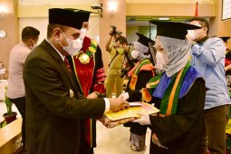 Gubernur Sumut beri motivasi  lulusan Institut Deli Husada Delitua