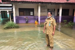 Flood swamps 73 schools in Balangan