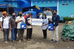 Taspen bantu ratusan paket sembako untuk korban banjir di kalsel
