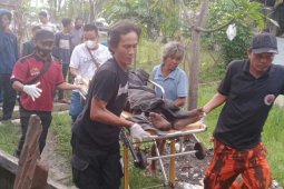 Warga Pangkalan Brandan temukan mayat  lelaki tua di pinggir parit
