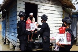 Sat Brimob Polda Sumut Gelar 'Bhakti Sosial Jumat Berkah'