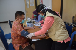 Bupati dan Wakil Bupati Sekadau siap di vaksinasi