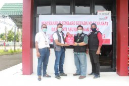 Telkom Jambi salurkan 100 paket sembako melalui ACT Jambi