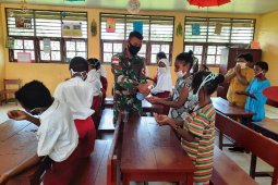 Melihat kebijakan di Papua menekan penularan COVID-19