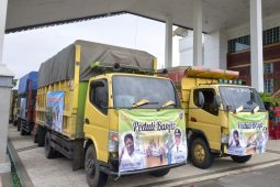 Gubernur Lepas 126 unit mobil logistik bantuan Kementan bagi korban banjir