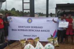 PLN peduli salurkan bantuan sembako kepada warga terdampak banjir