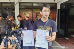 Konsumen Akumobil setahun lebih tunggu realisasi pengembalian uang