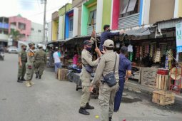Pemkot Pangkalpinang tertibkan PKL di Pasar Pembangunan
