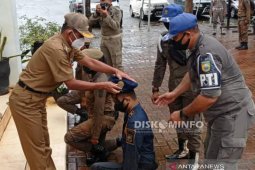 Bupati pimpin pembaretan anggota Satpol PP dan Damkar