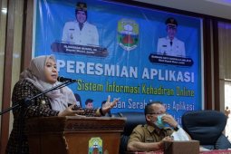 Bupati Masnah sebut sistem informasi kehadiran online efektif tingkatkan kedisiplinan