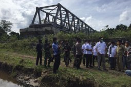 Tinjau jembatan Panca, ini penjelasan Gubernur Aceh