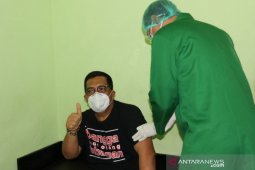 Bupati Tabanan terpilih jadi orang pertama divaksin
