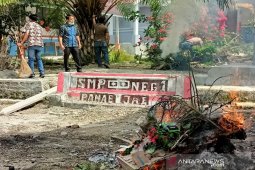 Kadisdik Taput geram saksikan SMPN1 Pahae Jae terlantar di tengah pandemi COVID-19