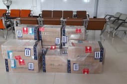 Anggota DPR serahkan obat-obatan korban banjir melalui puskesmas terminal Banjarmasin