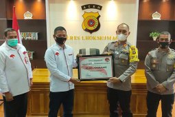 Kapolres Lhokseumawe terima penghargaan Universitas Syiah Kuala