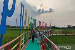 Mengangkat potensi  desa menjadi mandiri dikala pandemi COVID-19