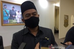 Legislator Kabupaten Bekasi menilai penerapan PPKM tidak efektif
