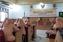 Dharma Wanita harus dukung suami lebih berkinerja