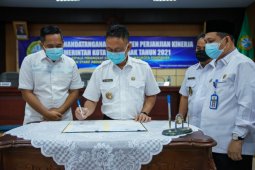 Seluruh kepala OPD di lingkungan Pemkot Pontianak tandatangani perjanjian kinerja