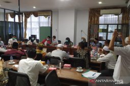 DPRD HSUkonsultasikan sosper ke  setwan kalsel